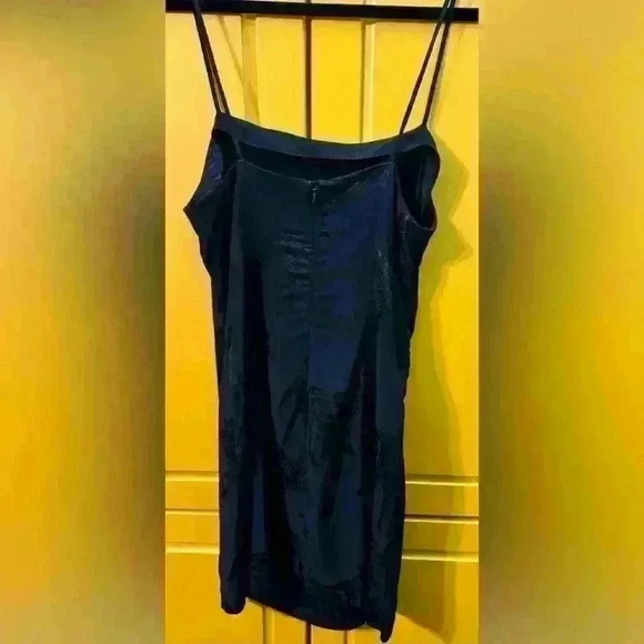 ZARA Women’s Large Zebra BLACK STRAPPY MINI DRESS RUCHED SIDE IRRIDESCENT ZEBRAS - Picture 4 of 12